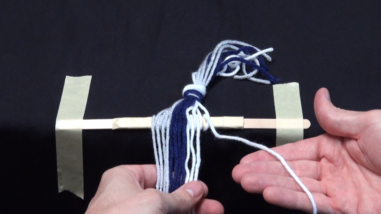 Finger weaving clearance